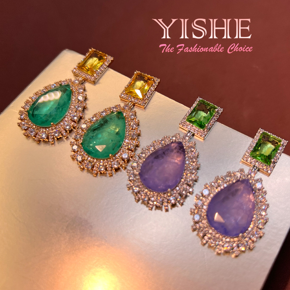 Women Fashion Pakistan - Exportieren Sie Haute-Couture-Ohrringe in Europa und