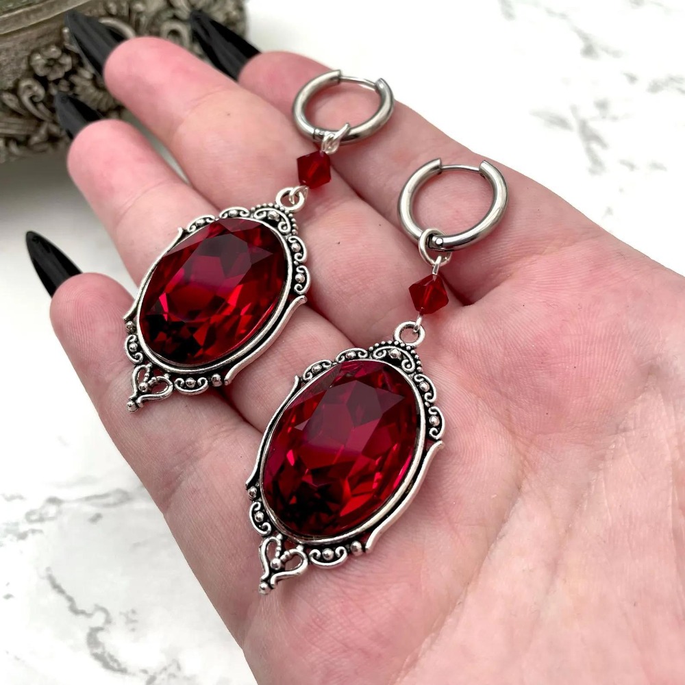 Viktorianische Gothic-Geometri – Women'S Fashion Victorian Bewertung und Preis