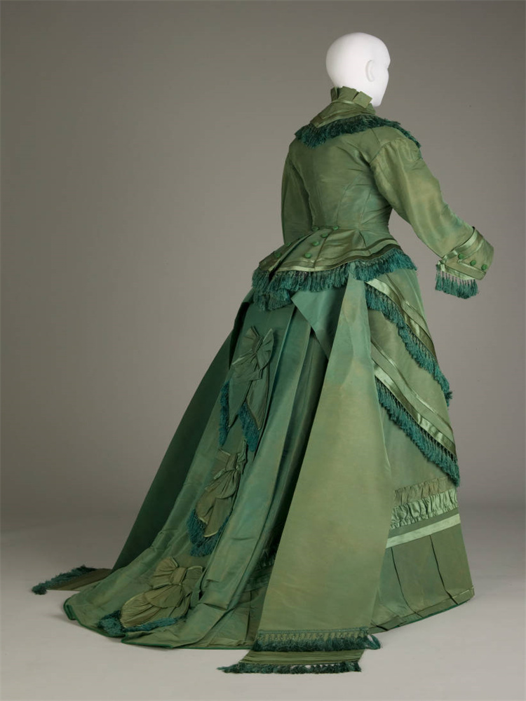 1870er Jahre Viktorianisches M – Women'S Fashion Victorian Bewertung und Preis