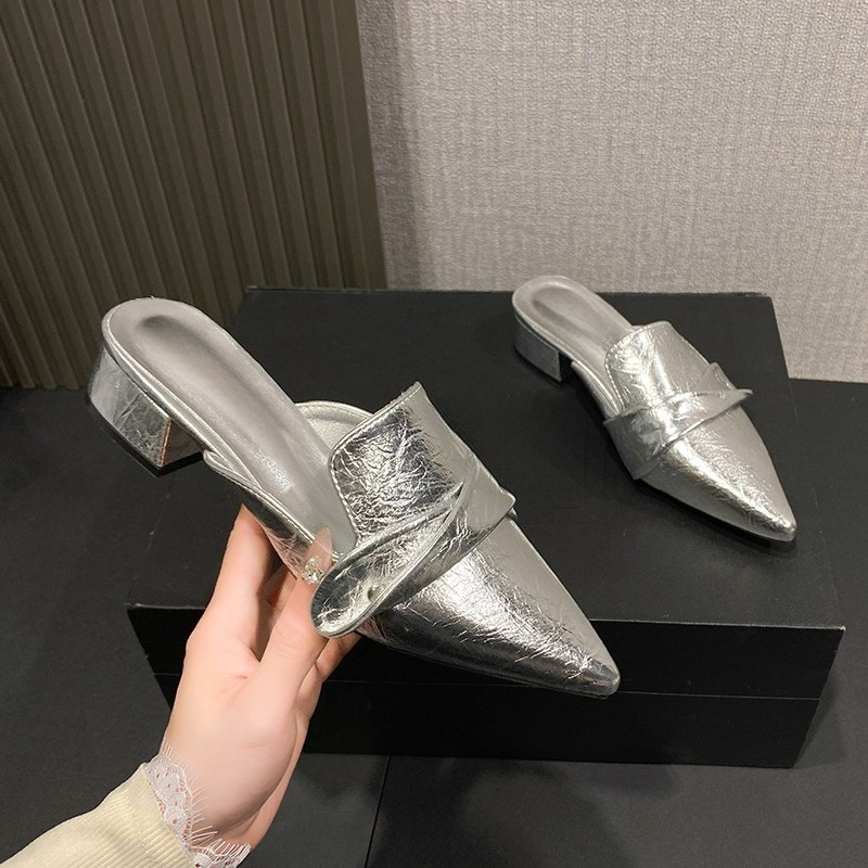 Modische neue Slip-on-Hausschu – Women'S Fashion Kilt Bewertung und Preis